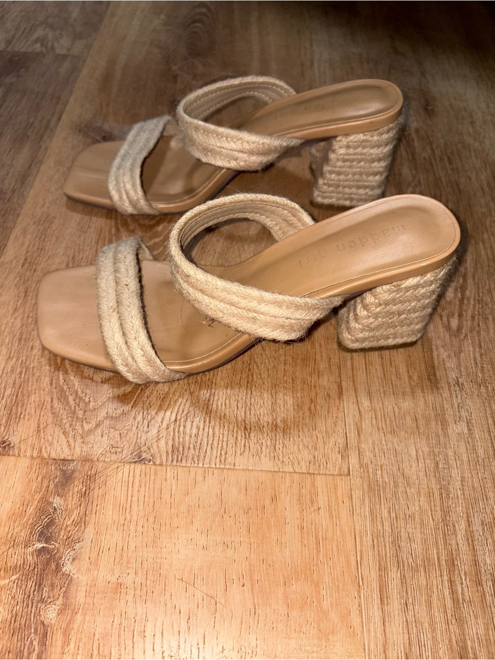 Madden Girl Beige Jute Block Heel Sandals Size 6.5